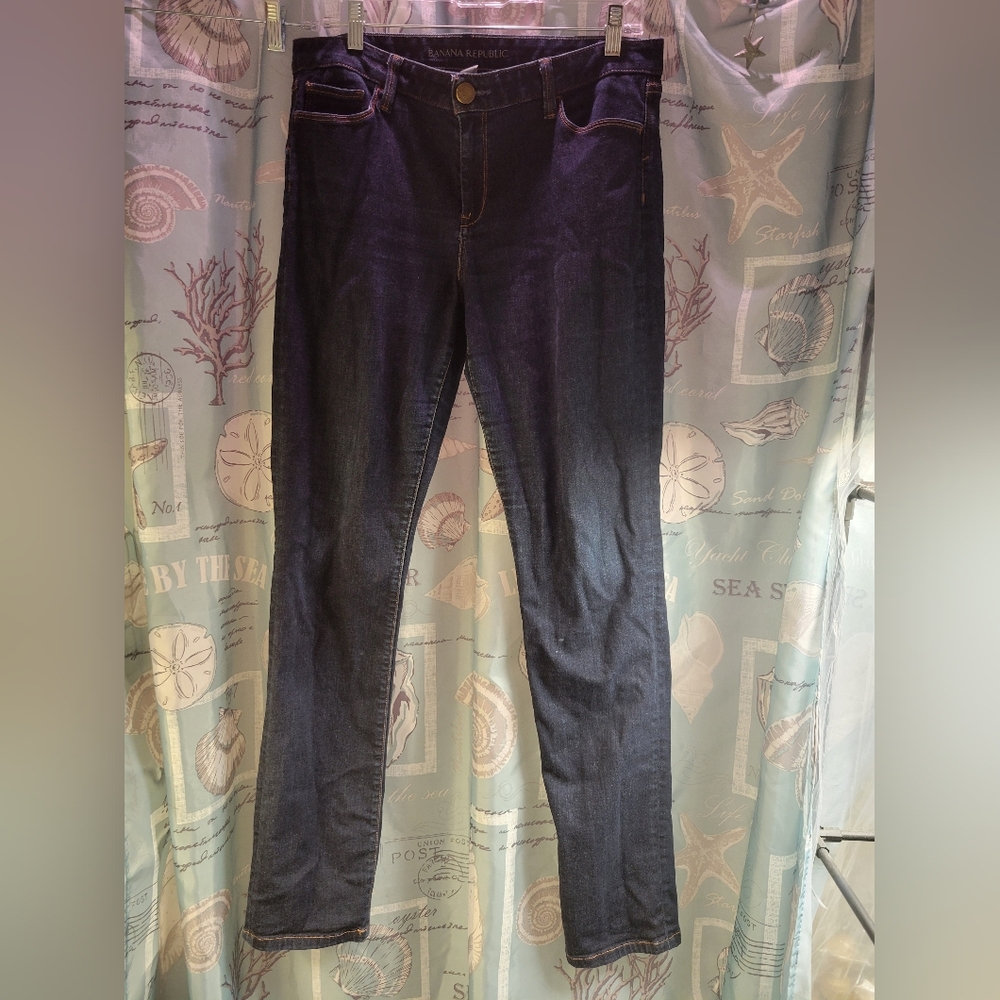 Banana Republic Slightly Distressed Blue Skinny Jeans EUC